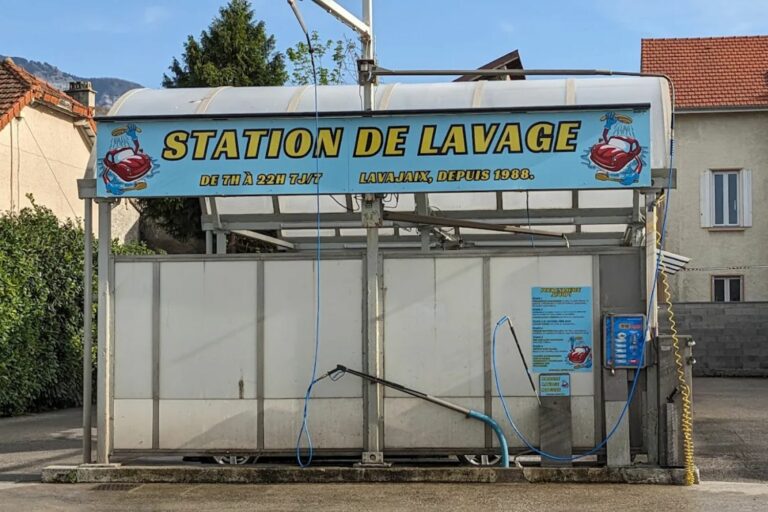 station de lavage auto pas chère à Aix-les-Bains